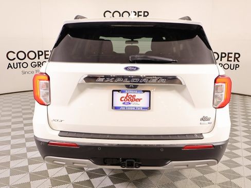 Used 2020 Ford Explorer XLT w/ Equipment Group 202A image 22