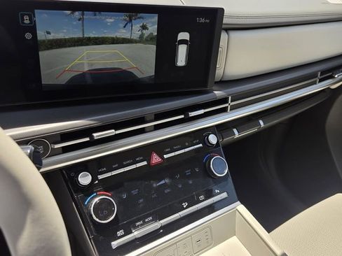 Used 2025 Hyundai Santa Fe SEL FWD image 22