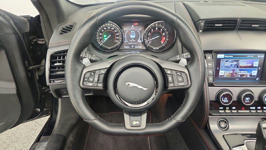 Used 2017 Jaguar F-TYPE R AWD/4WD image 31