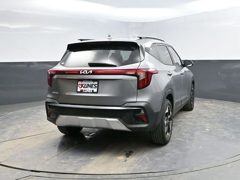 Used 2025 Kia Seltos S image 9