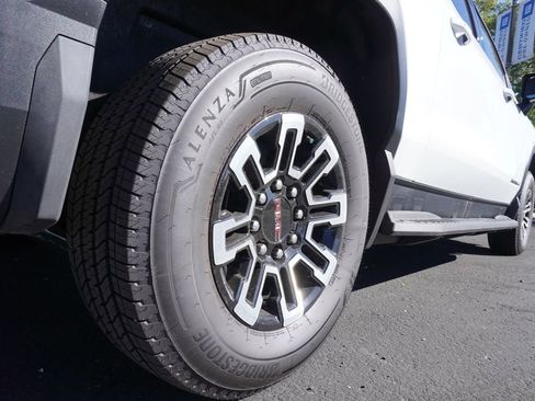 New 2026 GMC Sierra EV Elevation image 6