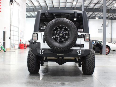 Used 2016 Jeep Wrangler Unlimited Sport w/ Quick Order Package 24S AWD/4WD image 23