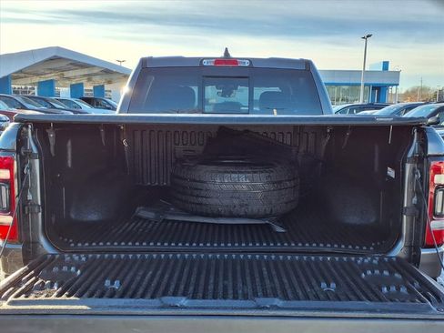 Used 2021 RAM 1500 Big Horn image 9