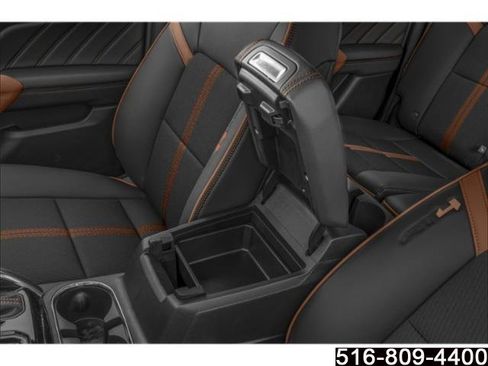 Used 2024 GMC Canyon AT4X AWD/4WD image 17