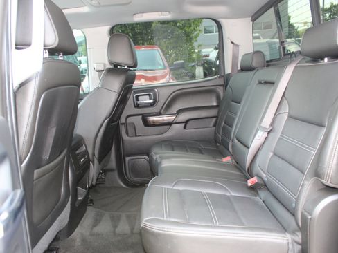 Used 2015 GMC Sierra 3500 Denali image 16
