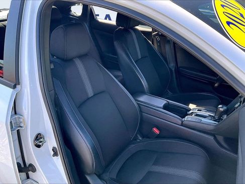 Used 2020 Honda Civic Sport image 28
