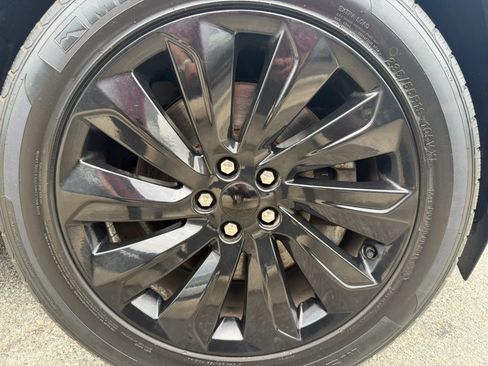 Used 2020 Land Rover Discovery Sport SE AWD/4WD image 59