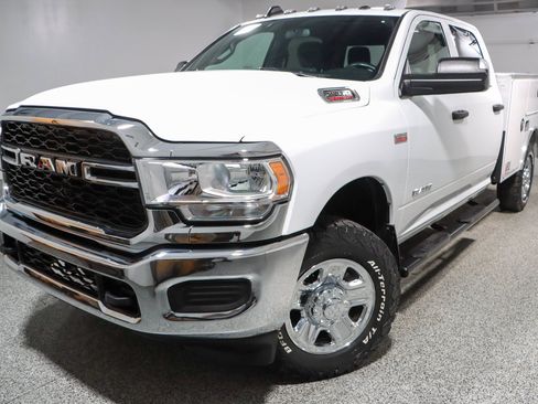 Used 2022 RAM 2500 Tradesman AWD/4WD image 32