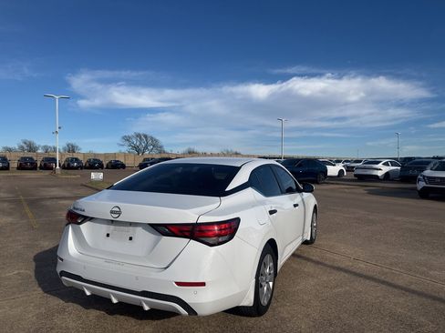 Certified 2024 Nissan Sentra S image 11