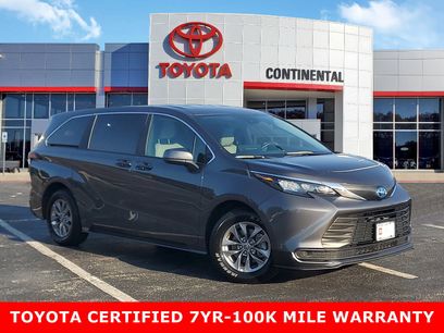 Certified 2025 Toyota Sienna LE