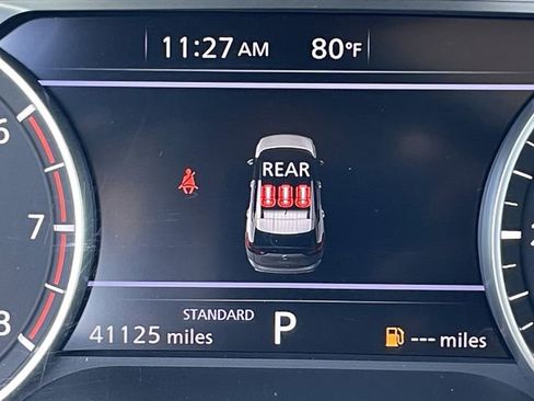 Used 2025 Nissan Rogue SV FWD image 14