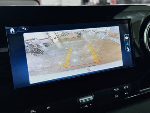 Used 2025 Mercedes-Benz Sprinter 3500 image 15