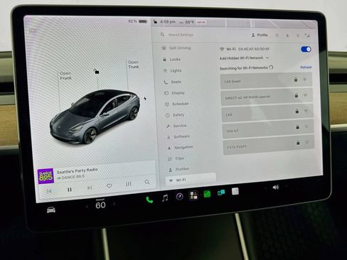 Used 2018 Tesla Model 3 Mid Range RWD image 47