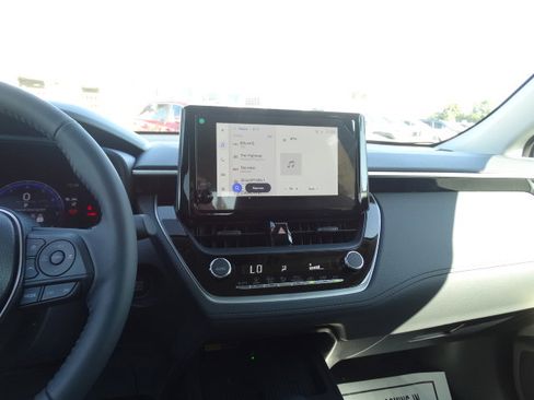 New 2026 Toyota Corolla Cross LE image 18