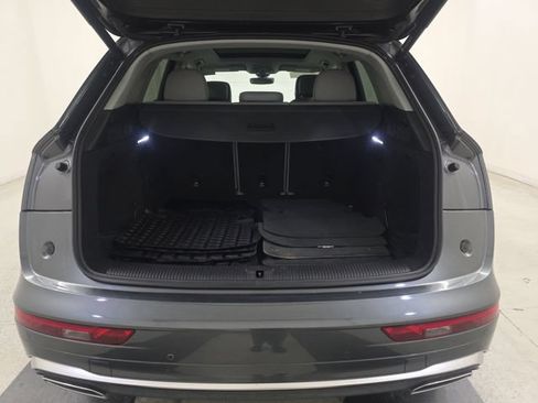 Used 2022 Audi Q5 2.0T Premium Plus w/ Premium Plus Package AWD/4WD image 8
