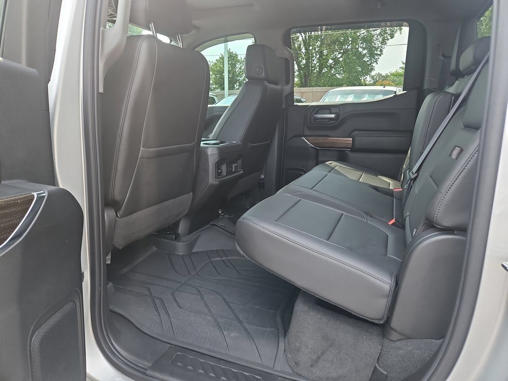 Used 2021 Chevrolet Silverado 1500 RST w/ Redline Edition AWD/4WD image 15