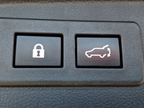 Used 2022 Subaru Outback Limited AWD/4WD image 32