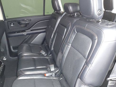 Used 2020 Lincoln Aviator Reserve w/ Equipment Group 201A RWD image 18