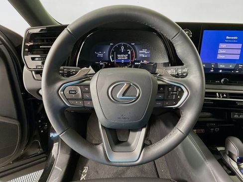 Used 2025 Lexus RX 350 FWD w/ Technology Package image 11