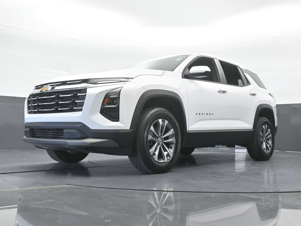 Used 2026 Chevrolet Equinox LT FWD image 51