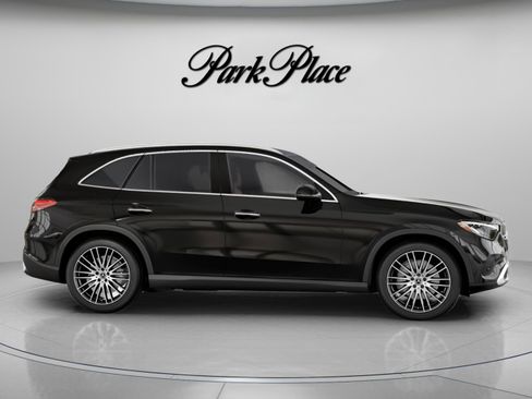 Used 2023 Mercedes-Benz GLC 300 image 27