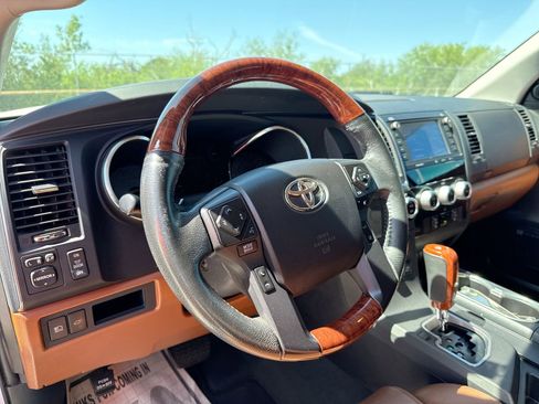 Certified 2020 Toyota Sequoia Platinum RWD image 11