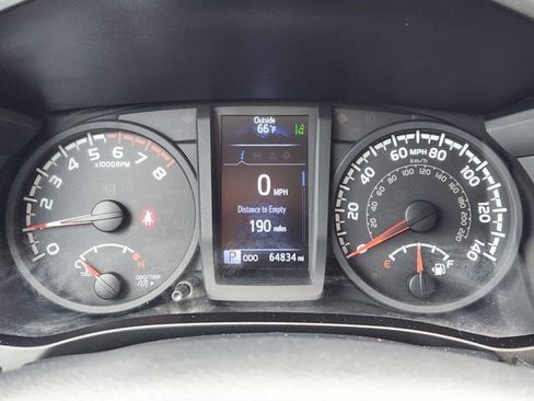 Used 2019 Toyota Tacoma SR w/ SR Convenience Package RWD image 13