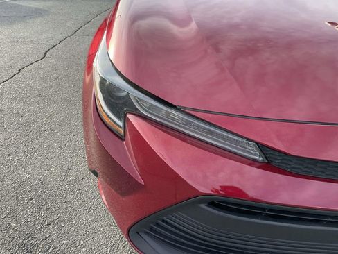 Used 2024 Toyota Corolla LE image 12