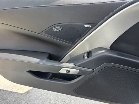 Used 2016 Chevrolet Corvette Stingray Coupe image 21