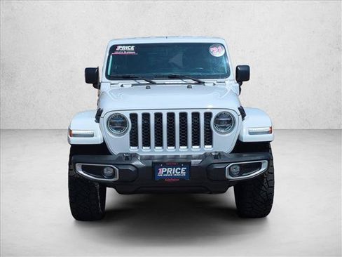 Used 2021 Jeep Wrangler Unlimited Sahara w/ Cold Weather Group AWD/4WD image 2