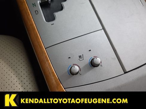Used 2006 Toyota Avalon Limited FWD image 12