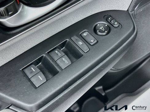 Used 2017 Honda CR-V EX image 17