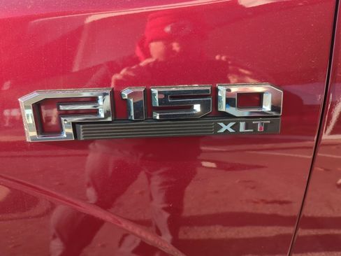 Used 2019 Ford F150 XLT w/ Equipment Group 302A Luxury image 11