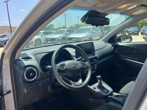 Used 2023 Hyundai Kona SEL FWD image 21
