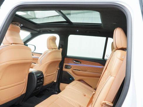 Certified 2024 Jeep Grand Cherokee L Summit image 24