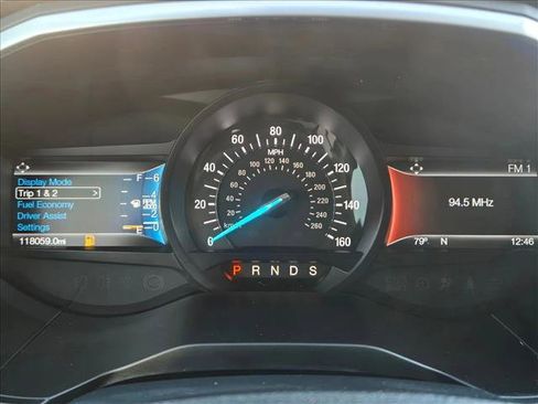 Used 2017 Ford Edge Titanium w/ Technology Package image 11