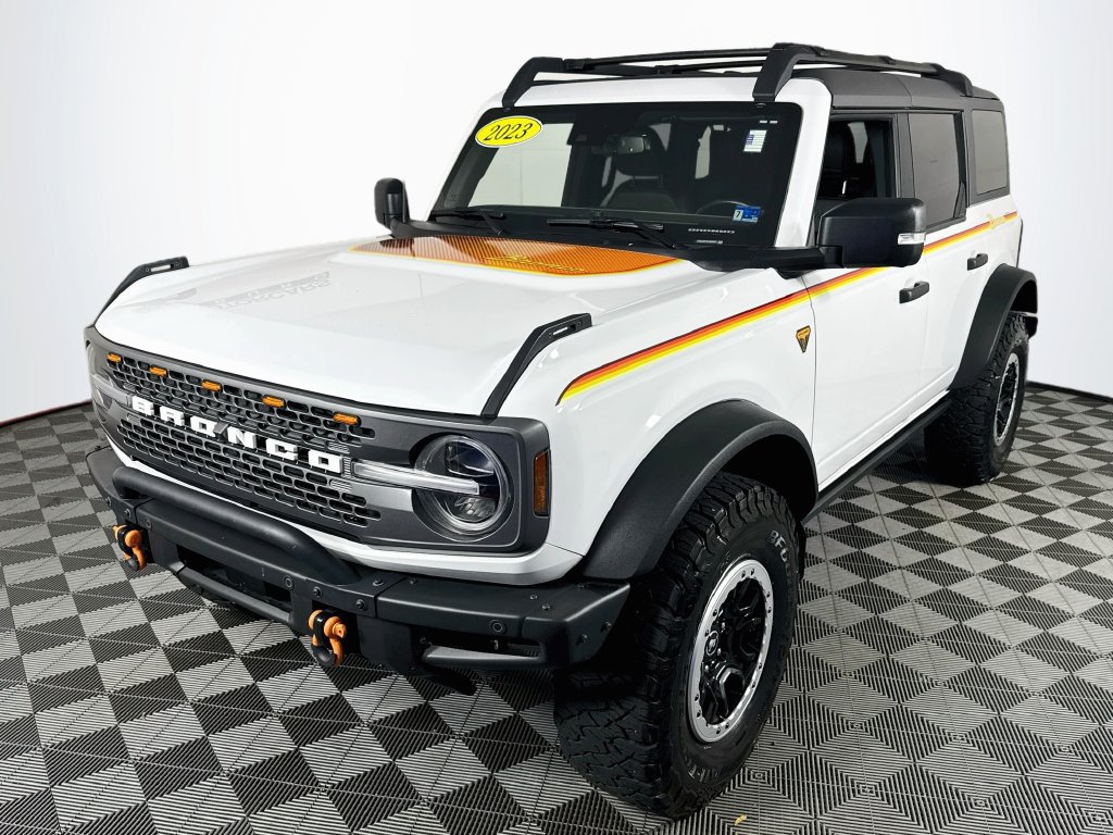 Used 2023 Ford Bronco Badlands AWD/4WD image 3