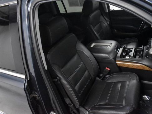 Used 2019 GMC Yukon XL Denali w/ Denali Ultimate Package image 15