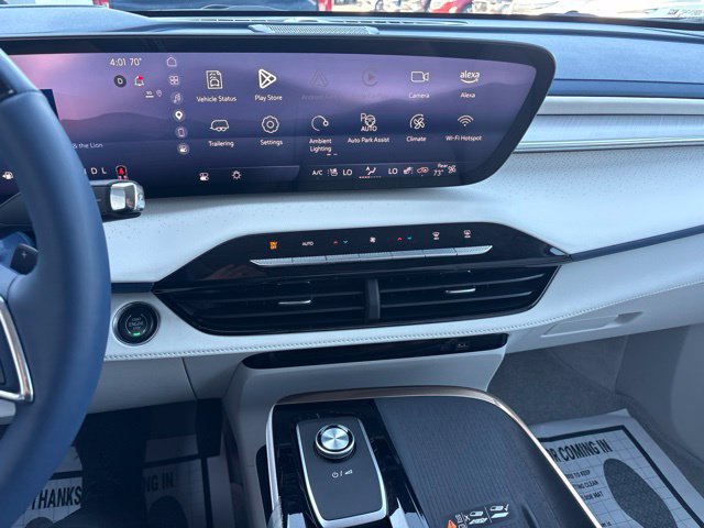 Used 2025 Buick Enclave Avenir w/ Super Cruise Package FWD image 11