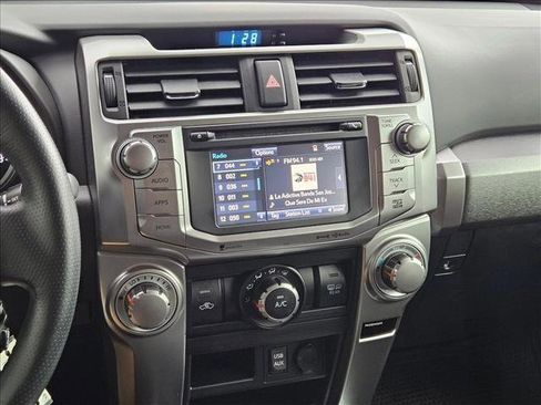 Used 2018 Toyota 4Runner SR5 AWD/4WD image 13