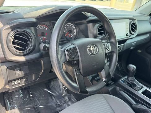 Used 2022 Toyota Tacoma SR RWD image 15