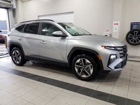 New 2026 Hyundai Tucson SEL image 1