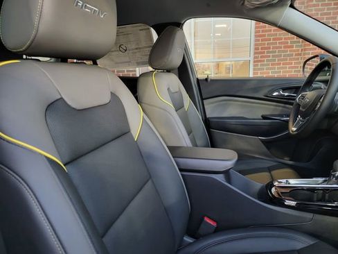 New 2026 Chevrolet Trax ACTIV w/ Driver Confidence Package image 17