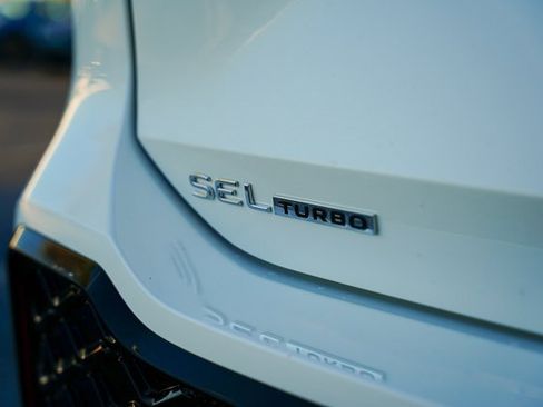 New 2026 Volkswagen Tiguan SEL R-Line image 33