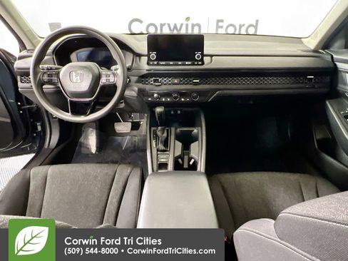 Used 2024 Honda Accord EX image 7