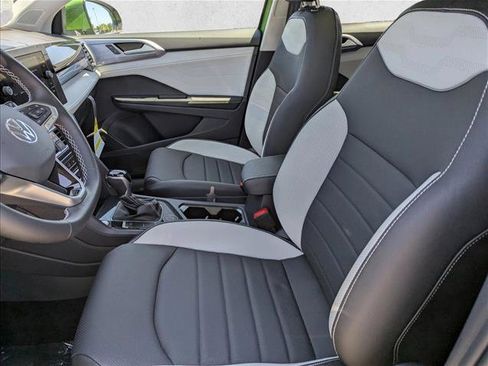 New 2026 Volkswagen Taos SEL AWD/4WD image 24