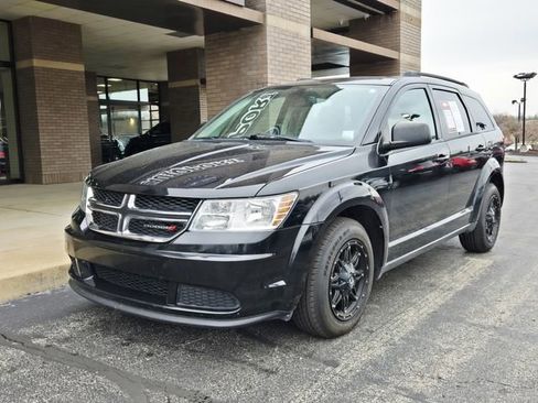 Used 2019 Dodge Journey SE image 3