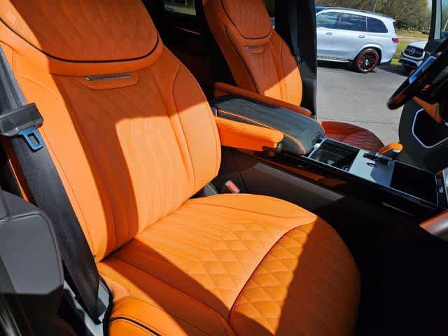 Used 2025 Land Rover Range Rover SE AWD/4WD image 22