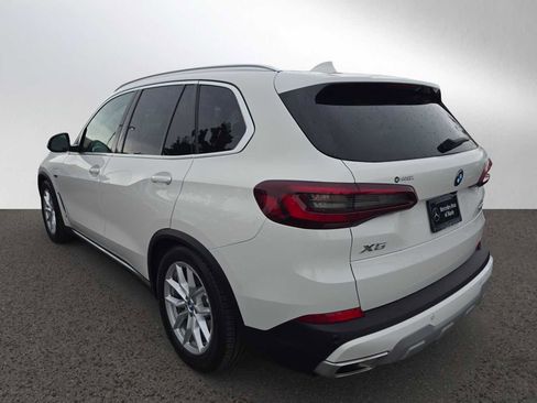 Used 2023 BMW X5 xDrive45e w/ Climate Comfort Package image 5
