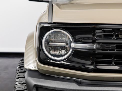 Used 2025 Ford Bronco Big Bend AWD/4WD image 3